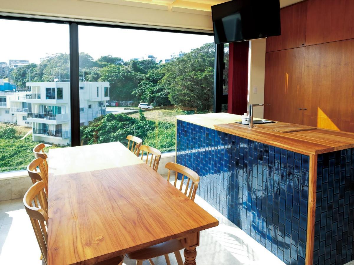 Chulax Okinawa Yomitan【Designer Condominium Hotel】 Bagian luar foto